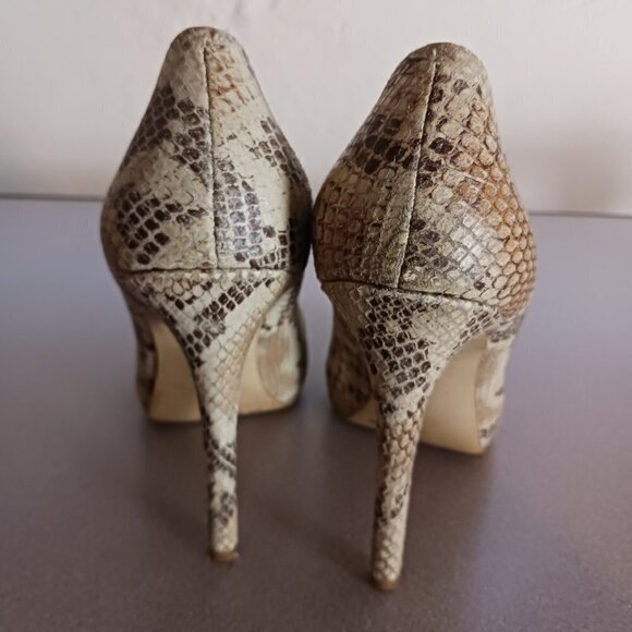 INC International Concepts Snakeskin Embossed Leather Pumps - Picture 6 of 8